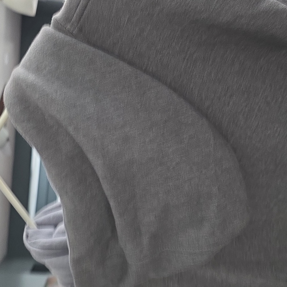 The North Face Charcoal Men's Hoodie - Picture 4 of 4